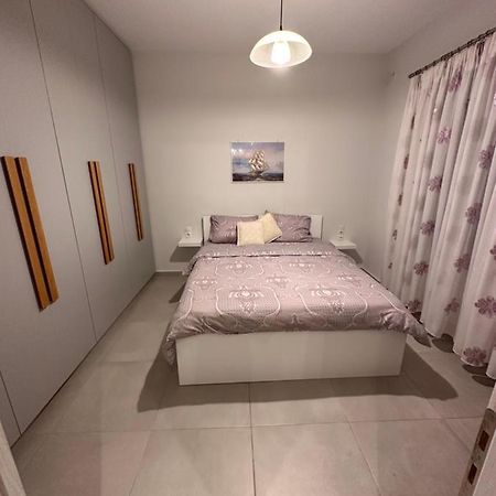 A&A Apartment Пирей Экстерьер фото